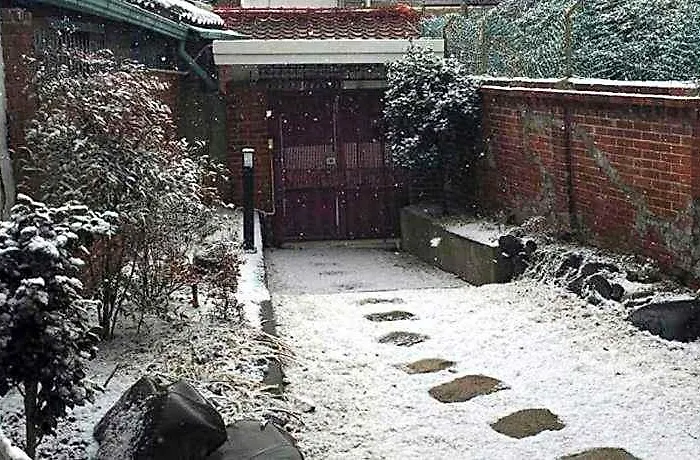 Hans House