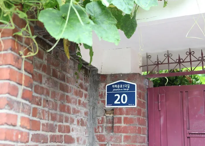 Hans House 2*