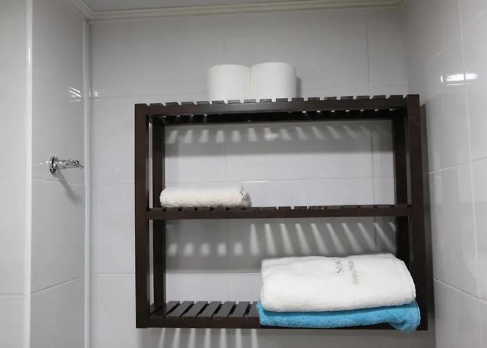 Hans House Hotel 2*